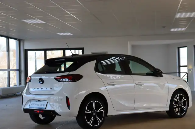 Opel Corsa view 3