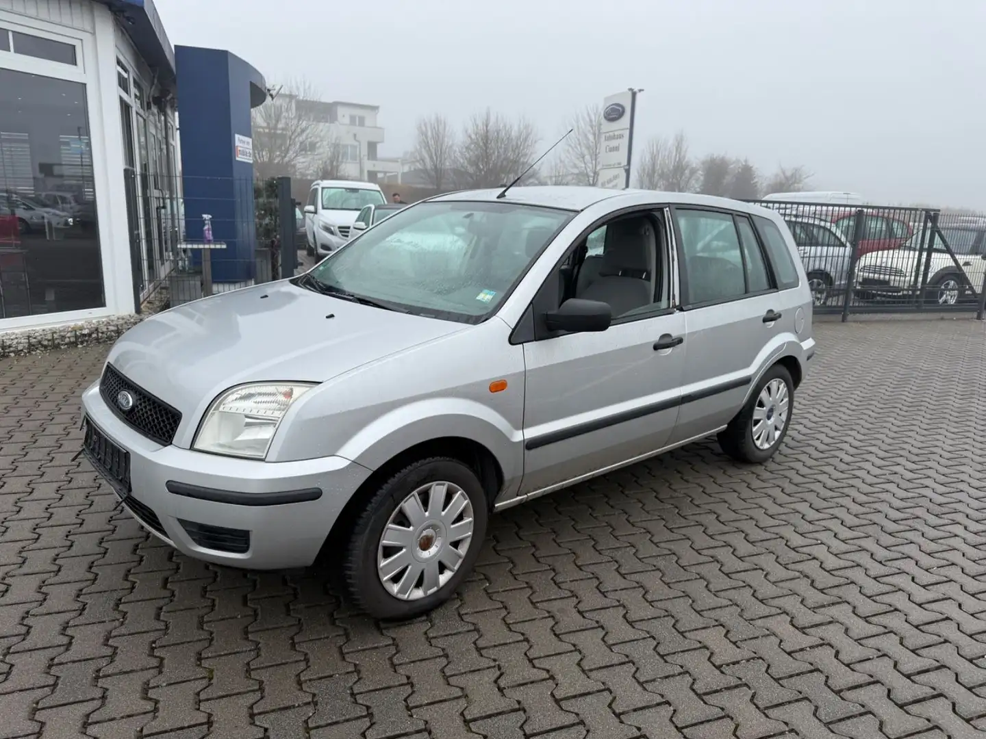 Ford Fusion Ambiente ** TüV NEU ** Argento - 1