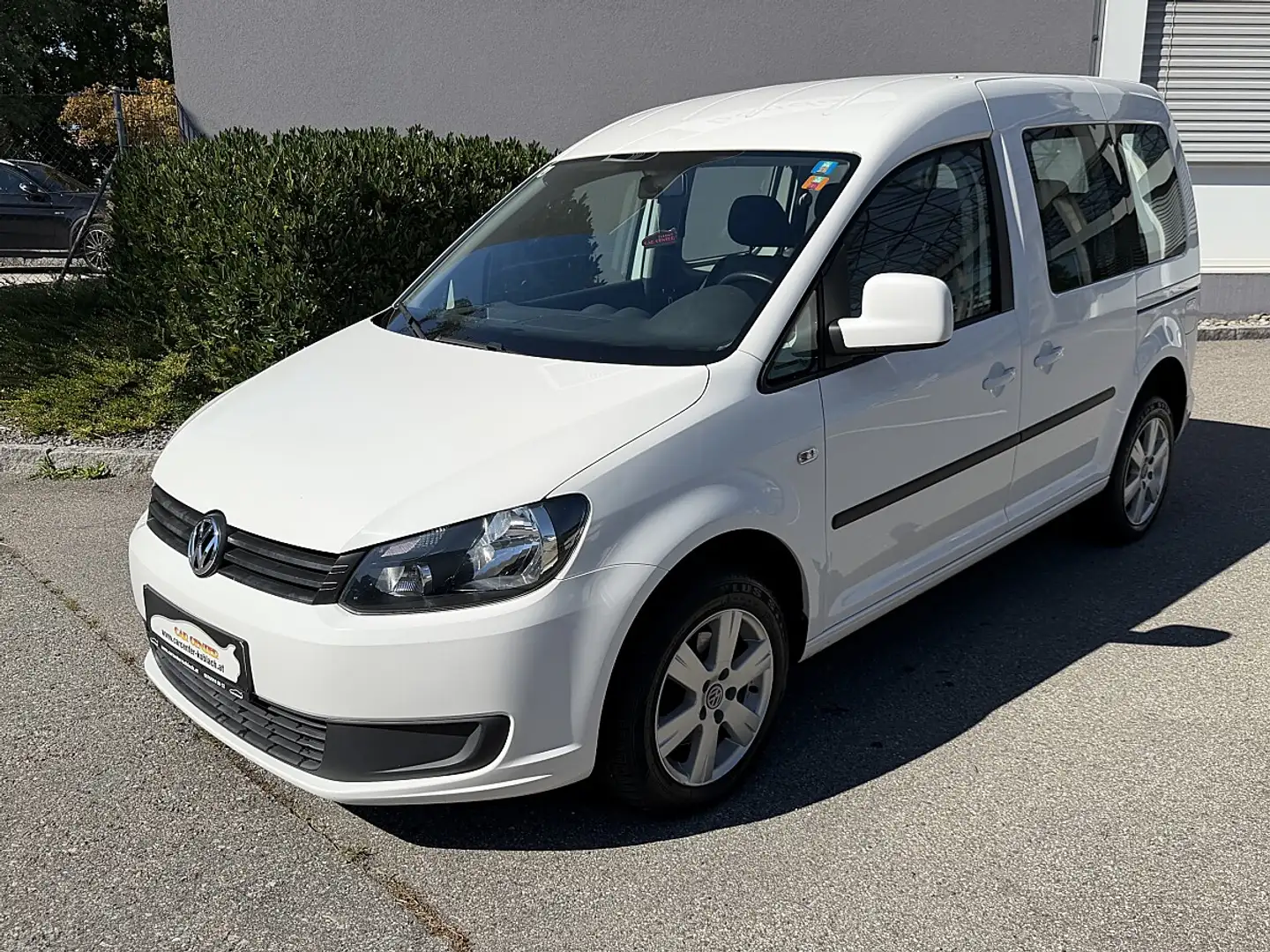 Volkswagen Caddy Kombi Trendline 2,0 TDI DPF 4MOTION Weiß - 1