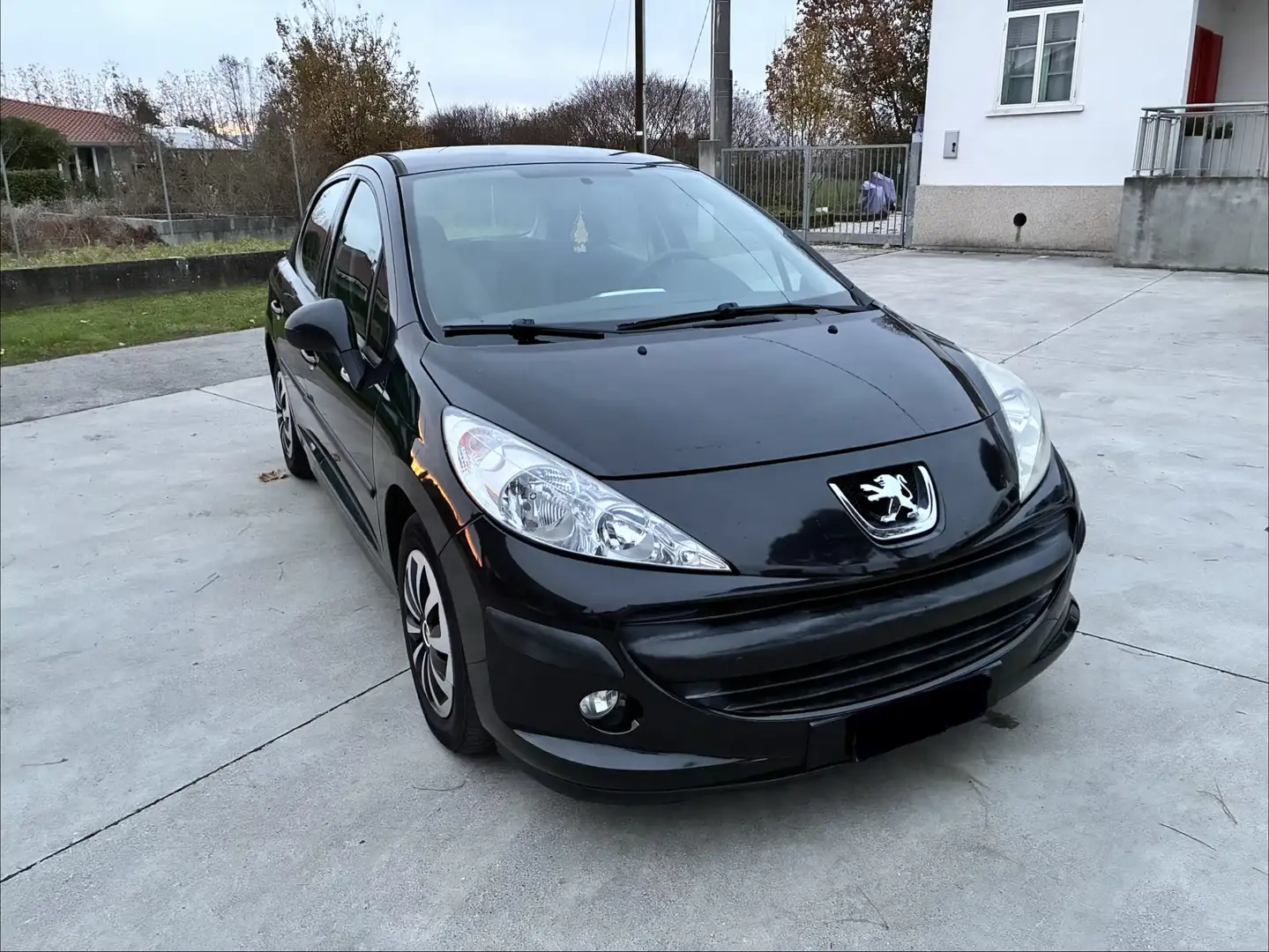 Peugeot 207 5p 1.4 8v One-Line - 1