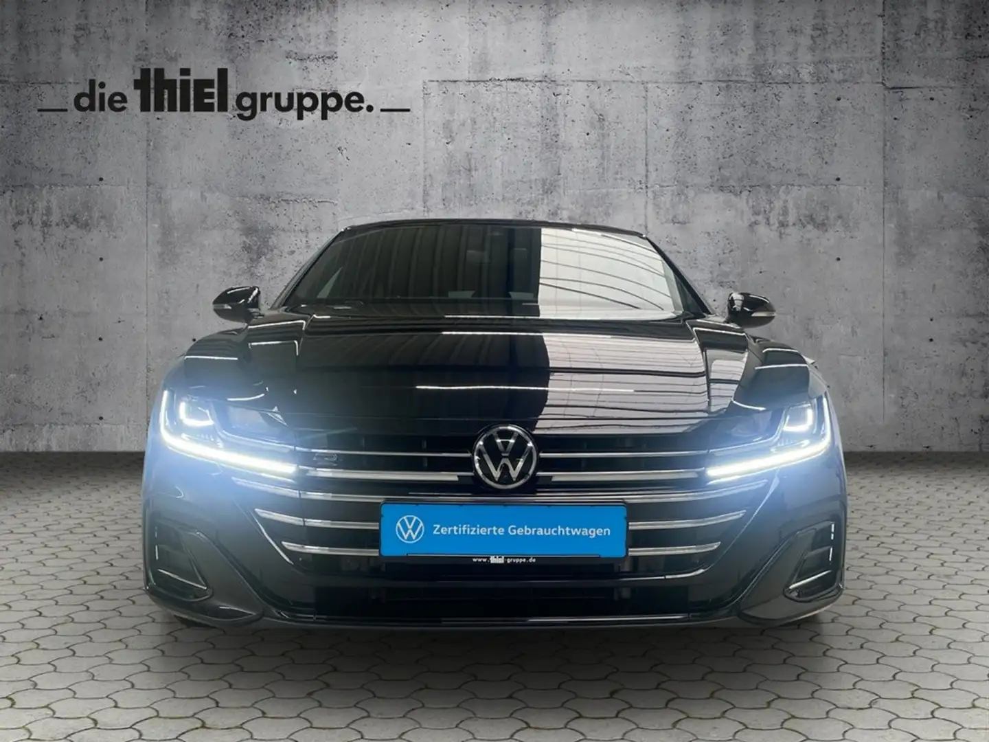 Volkswagen Arteon Shooting Brake 2.0 TSI DSG R-Line Navi+Pano+LED... Noir - 2