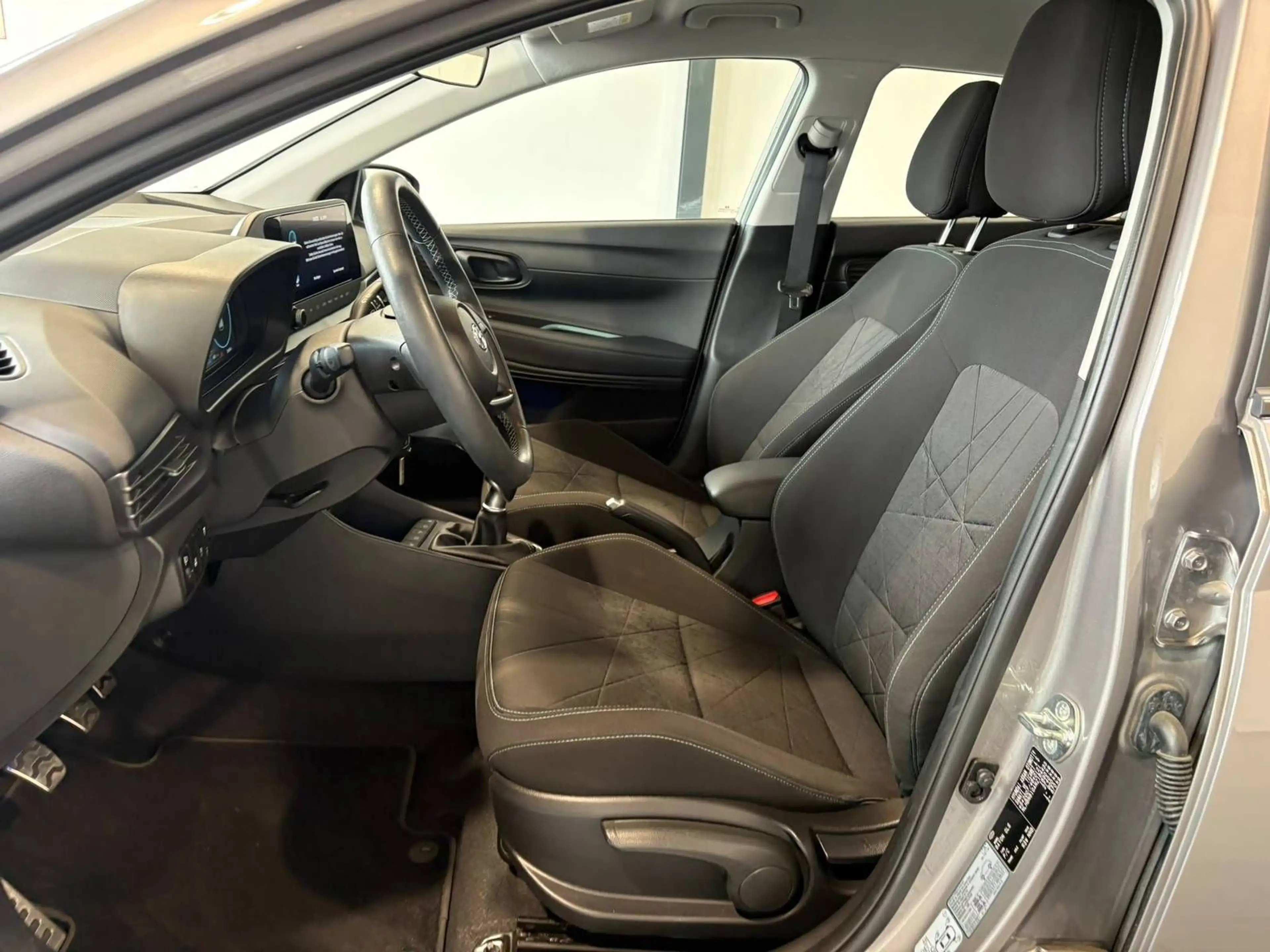 Hyundai BAYON Bayon 1.0 T-GDI Intro 2WD Navi|BOSE|Kamera — photo 8