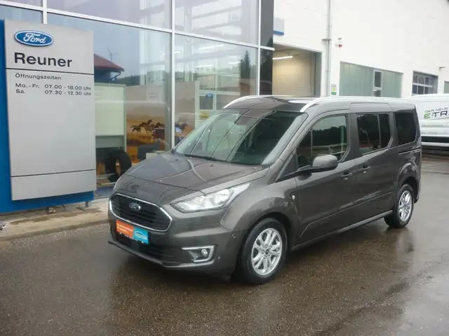 Ford Grand Tourneo Connect Titanium