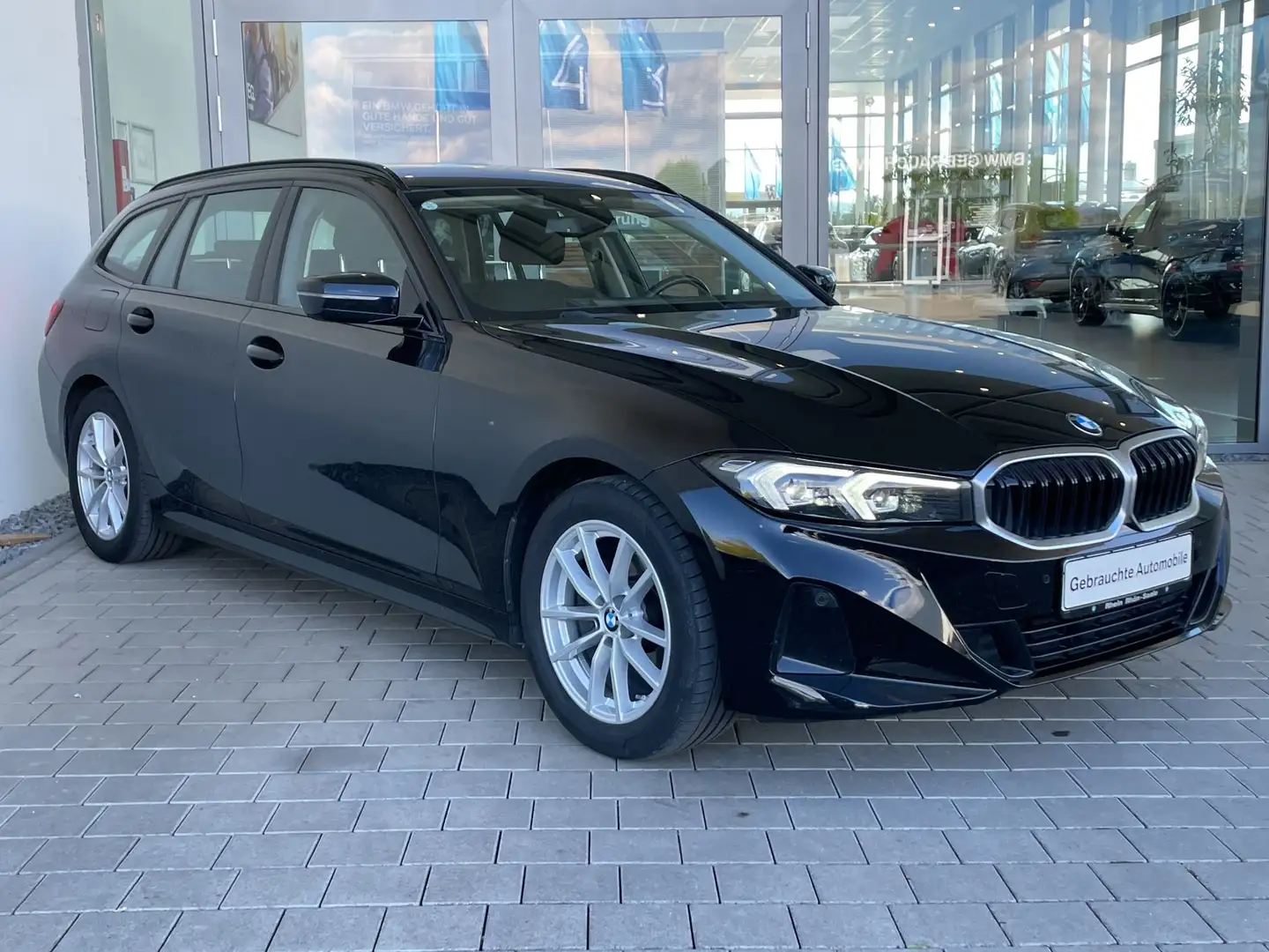 BMW 318 i Touring Navi.Tempomat m.B..PDC.DAB.SH. Noir - 2