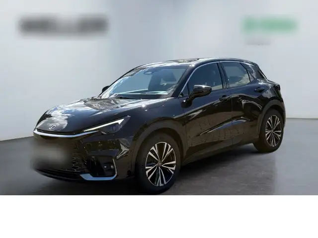 Lexus LBX