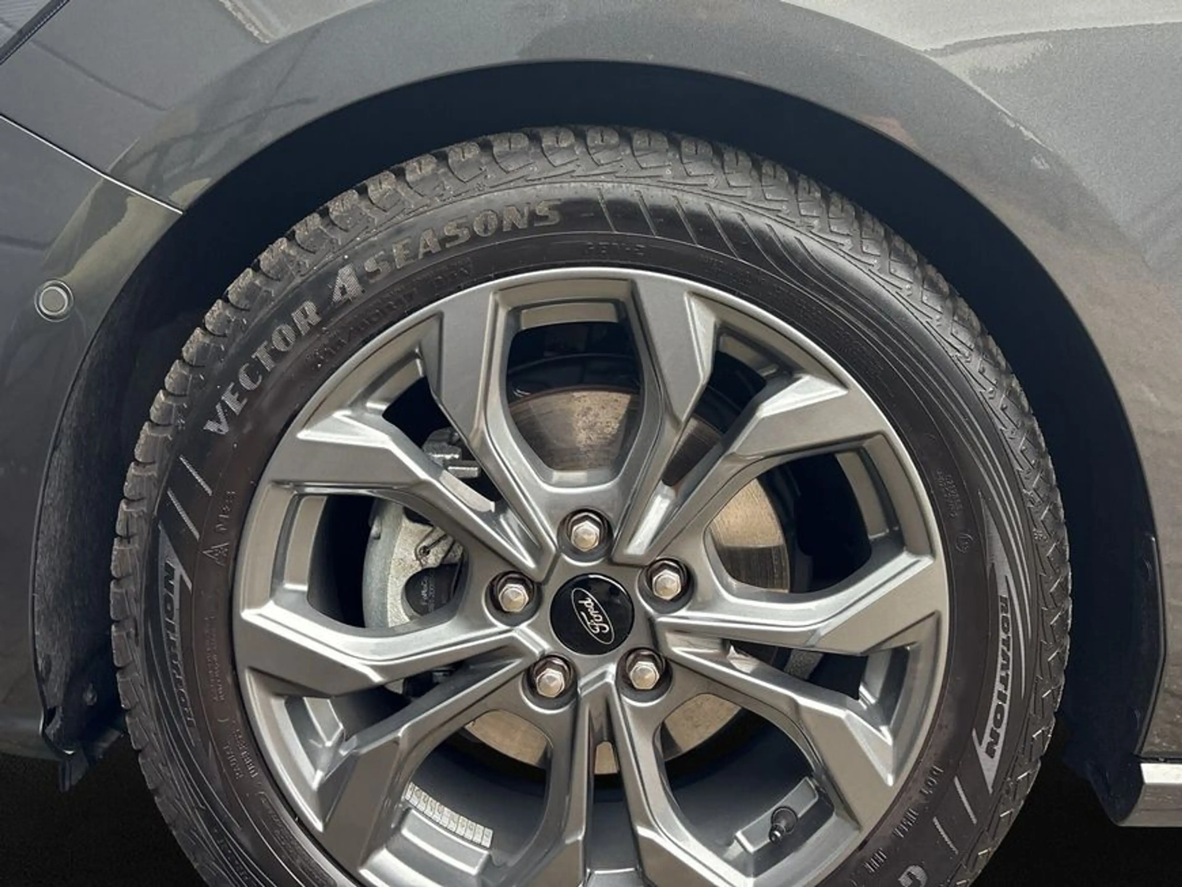 Ford Focus Turnier 1.0 EcoBoost Hybrid Aut. ST-LINE X — photo 7