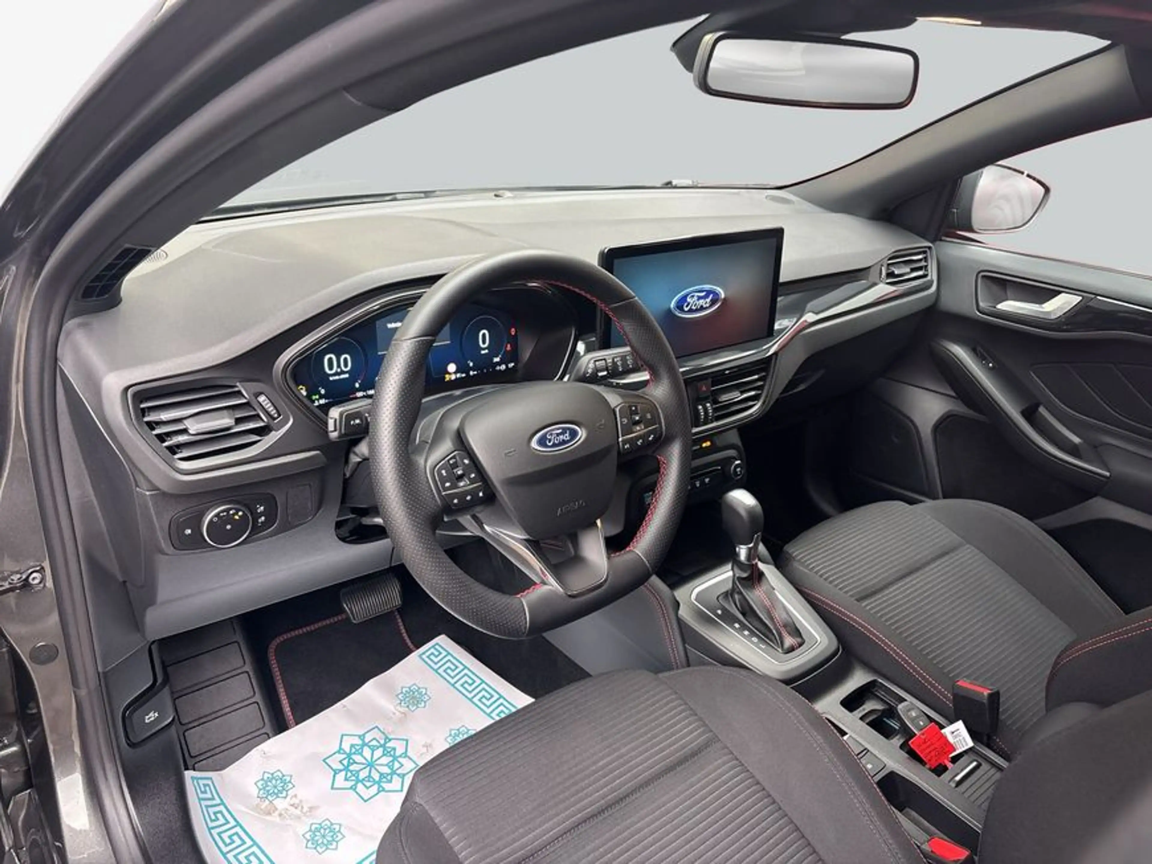 Ford Focus Turnier 1.0 EcoBoost Hybrid Aut. ST-LINE X — photo 9