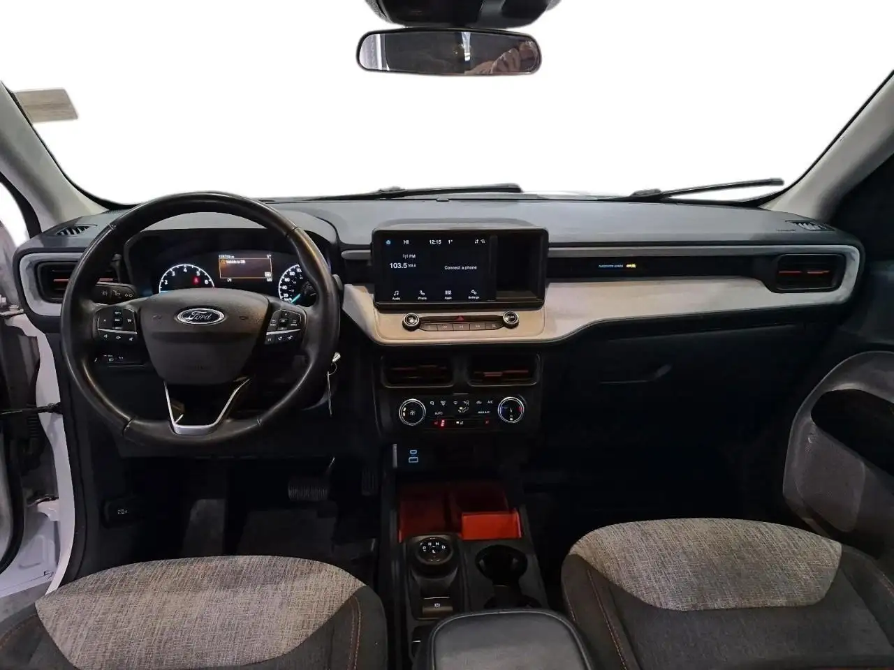 Ford Maverick снимка Ford Maverick