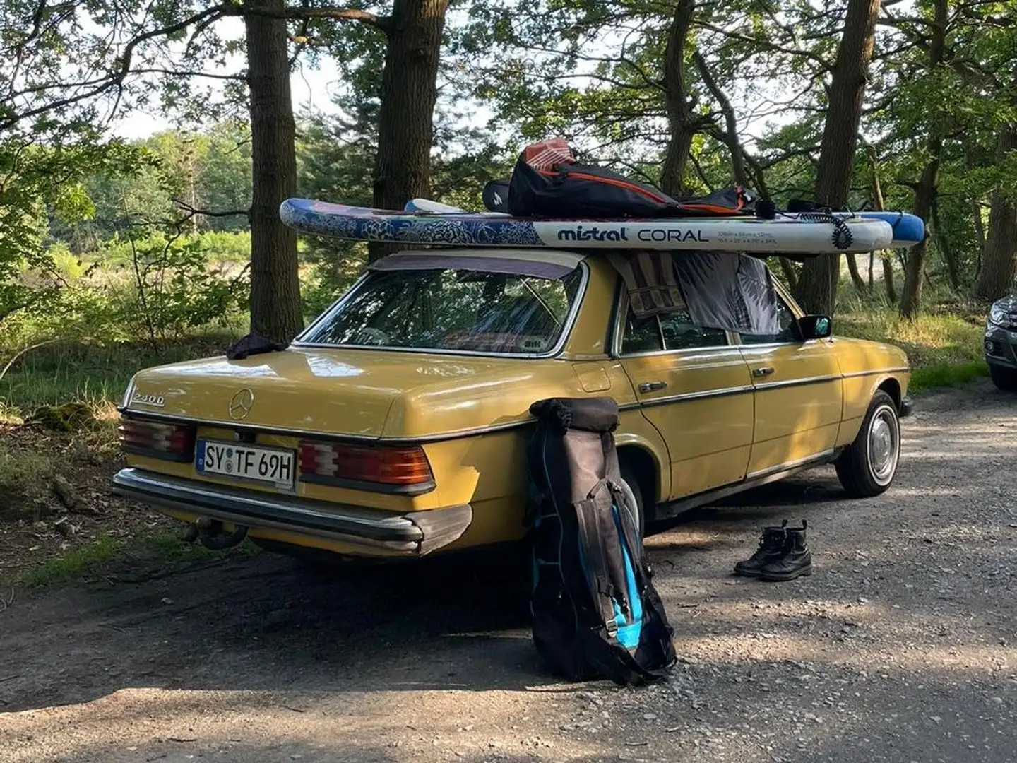 Mercedes-Benz 240 W123 240D Sárga - 2