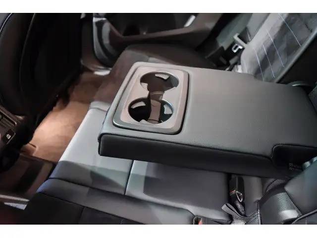BMW X2 view 20