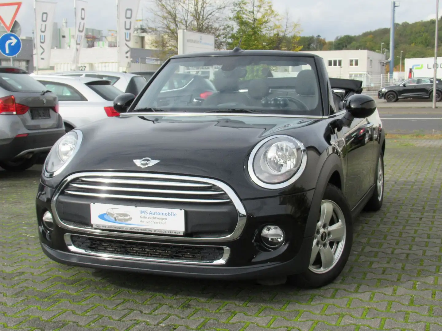 MINI One Cabrio *SHZ*PDC*Alu* Schwarz - 1