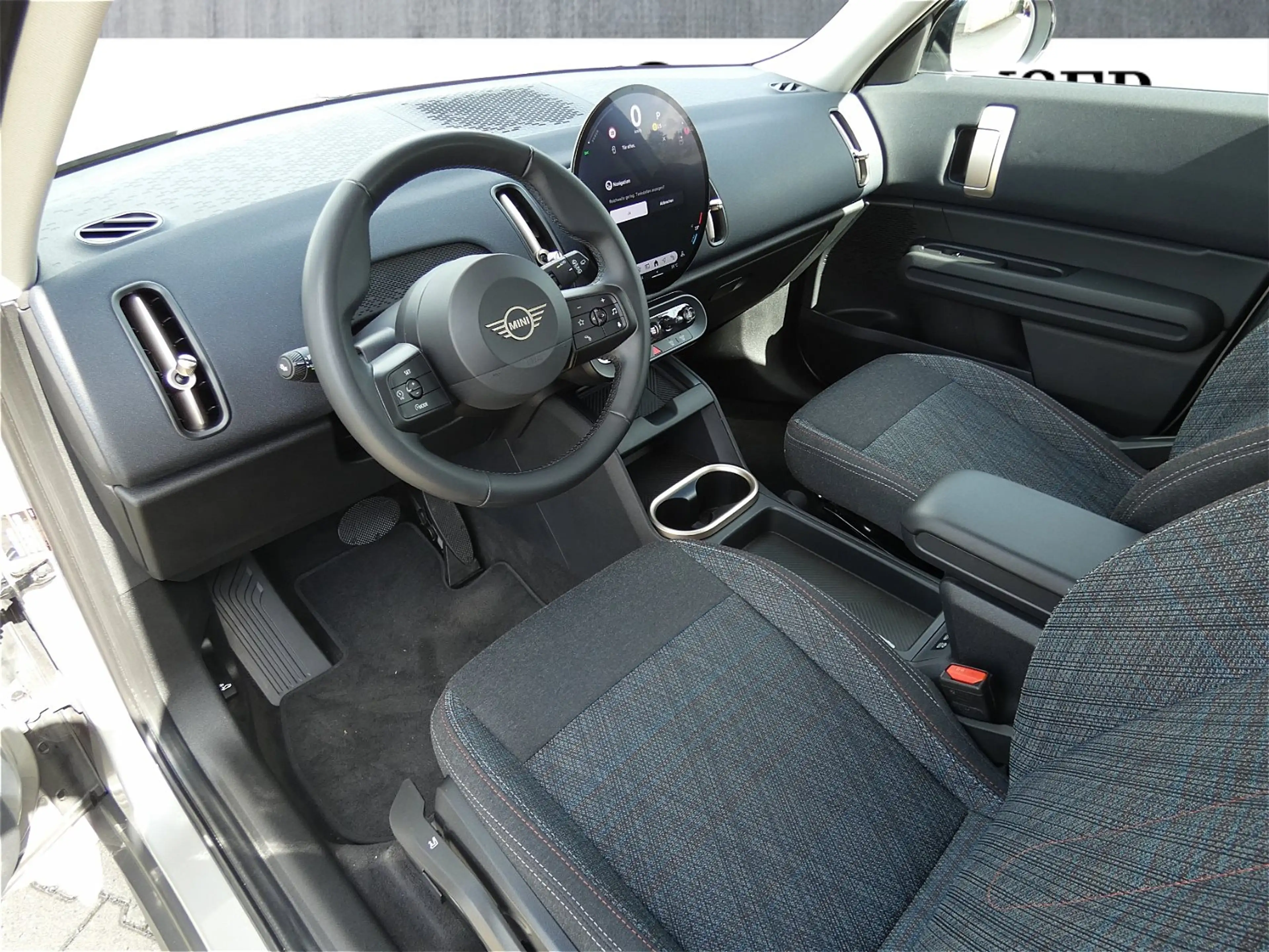 MINI One D Countryman Countryman D — photo 12