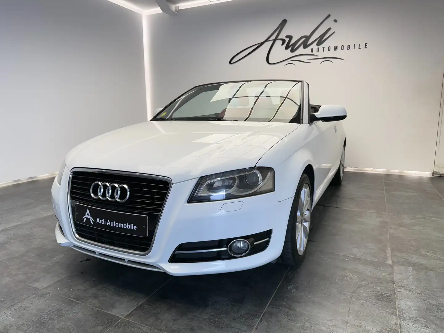 Audi A3 A3 Cabriolet 2.0 TDi*SIEGES CHAUFFANT*AIRCO* - 1