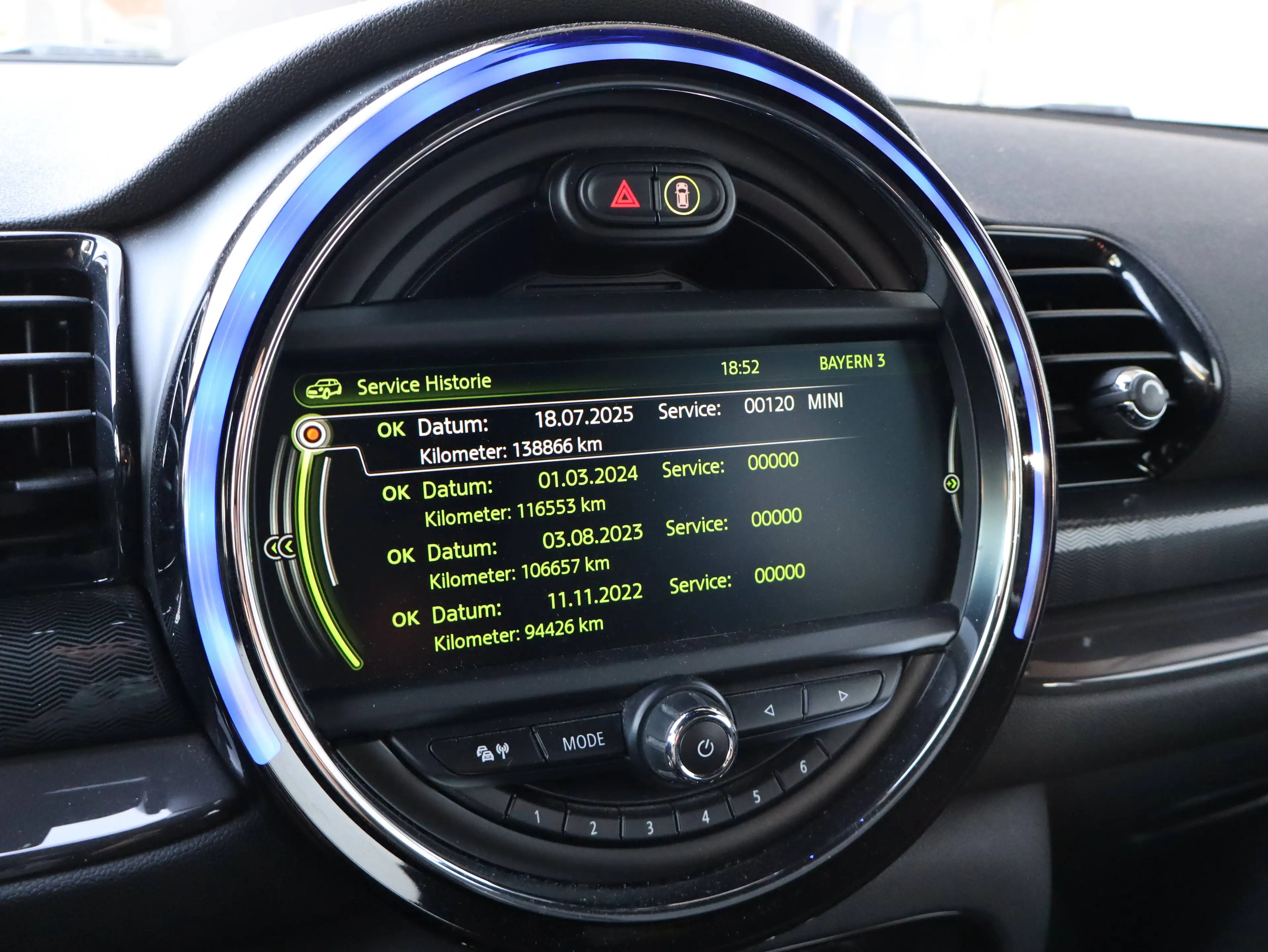 MINI Cooper D Clubman Mini Cooper D Clubman *LED*NAVI*SITZHEIZUNG*TEILLEDER*CHILI*BUSINESS-PAKET* — photo 11