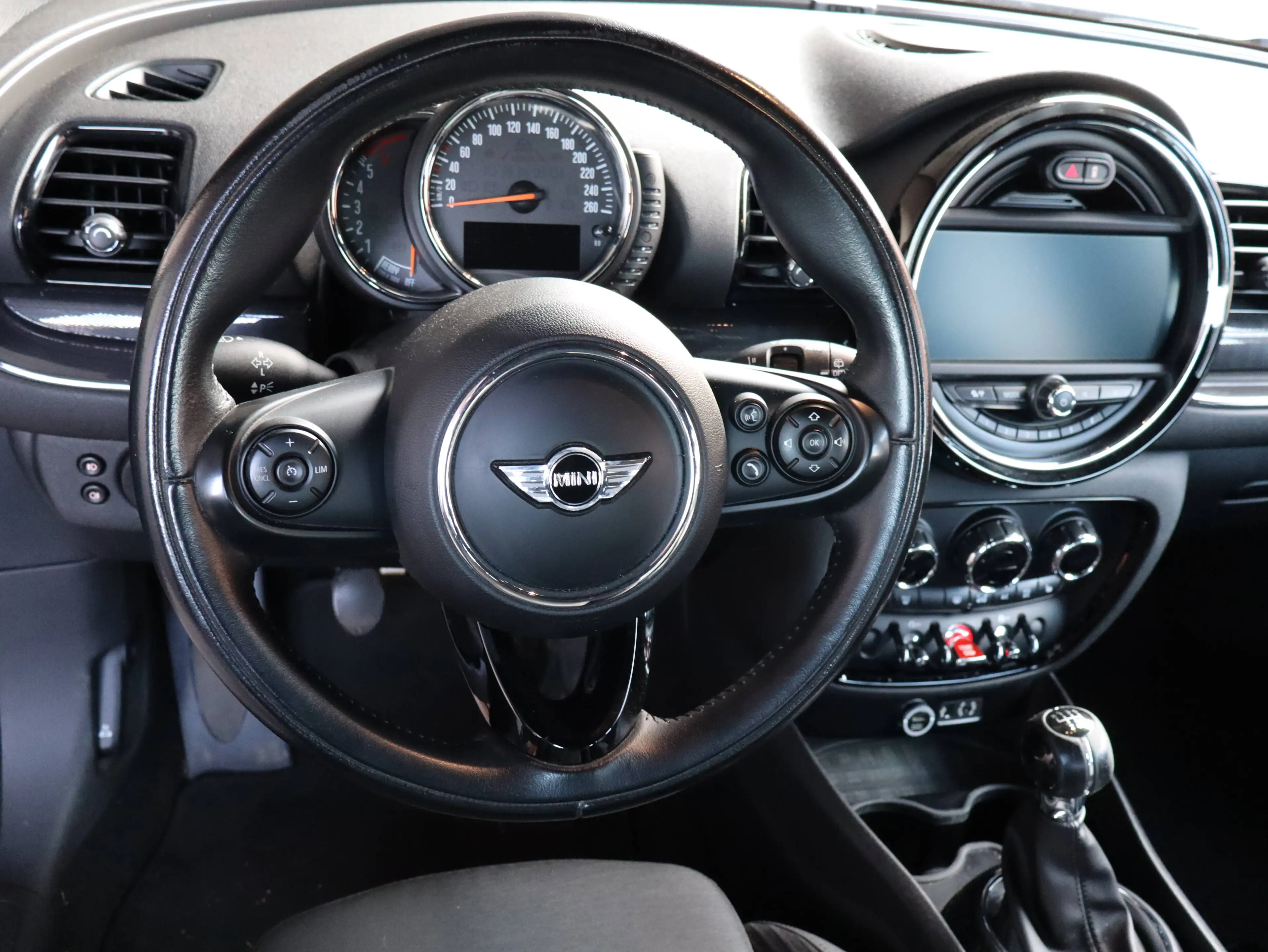 MINI Cooper D Clubman Mini Cooper D Clubman *LED*NAVI*SITZHEIZUNG*TEILLEDER*CHILI*BUSINESS-PAKET* — photo 10