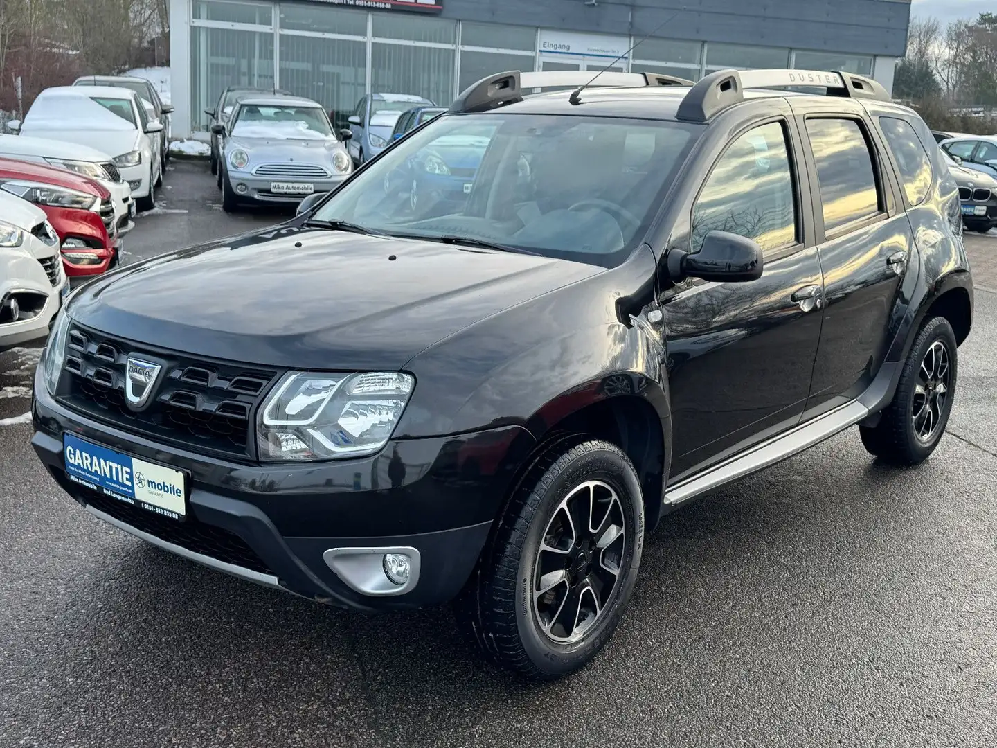 Dacia Duster I Black Shadow 4x2 TÜV/HU/NEU Schwarz - 1