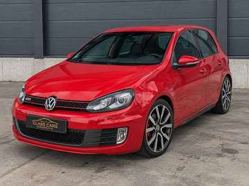 2.0 TSI ADIDAS EDITION DSG6 / NAVI / LED / BI-XENON / CLIMTRONIC / CARNET
