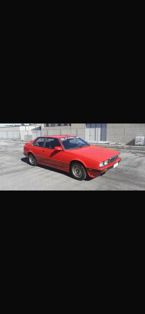 Maserati 222 Rot - 2