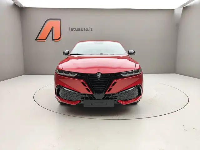 Alfa Romeo Tonale view 2