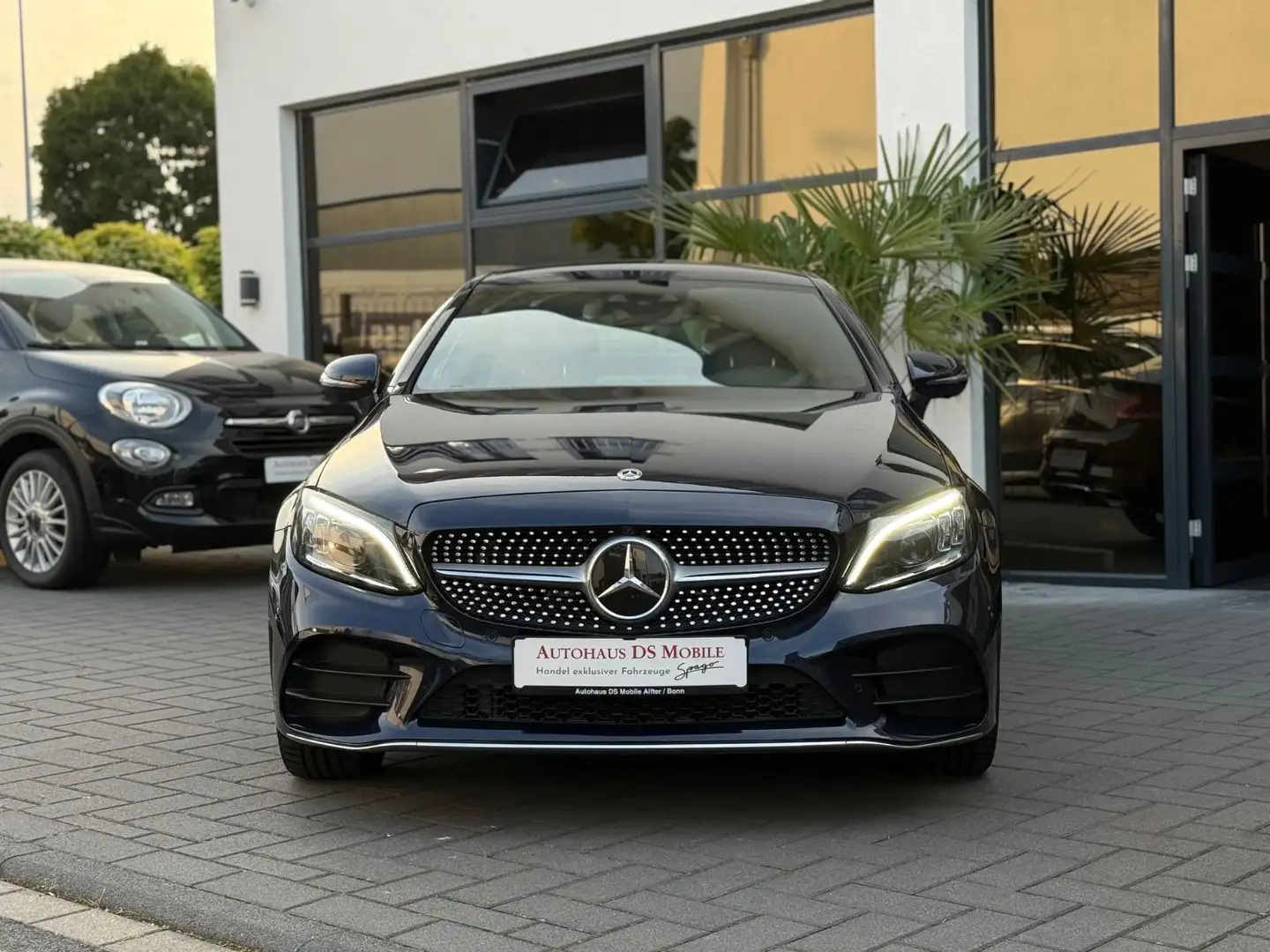 Mercedes-Benz C 400 Coupe 4Matic AMG Line/Pano/Memory Blau - 2