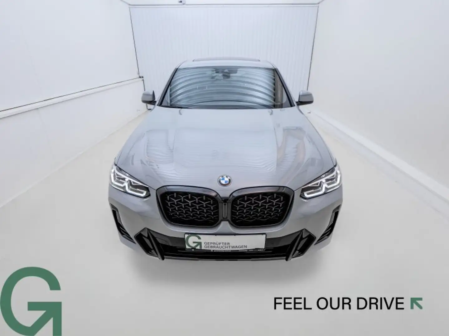 BMW X4 xDrive 20i Aut. Grau - 2