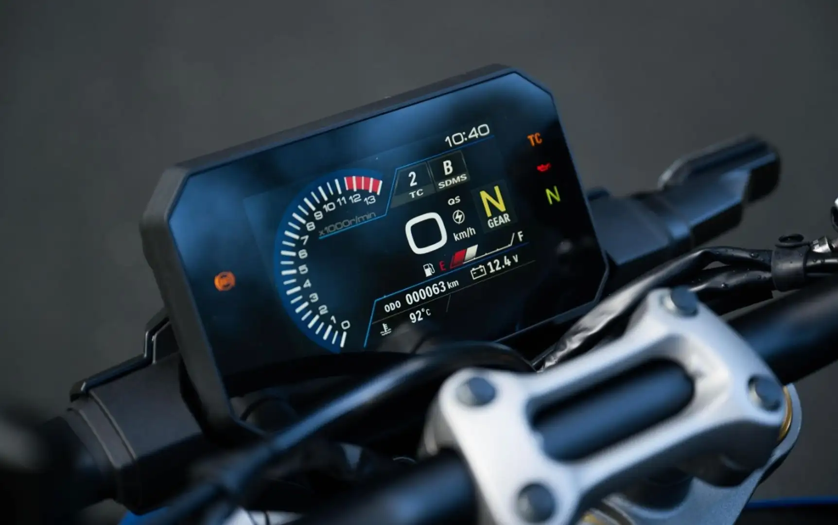 Suzuki GSX-S 1000 ABS Schwarz - 2