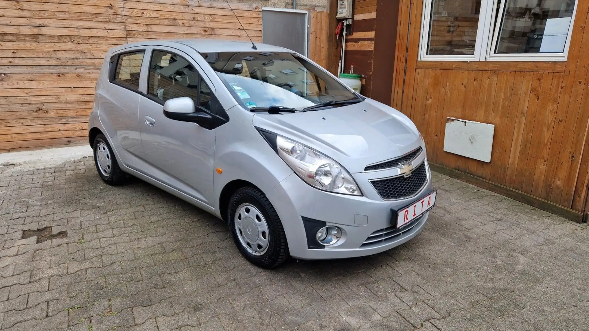 Chevrolet Spark 1.0 Klima, Isofix, Nichtraucherfahrzeug Grau - 2