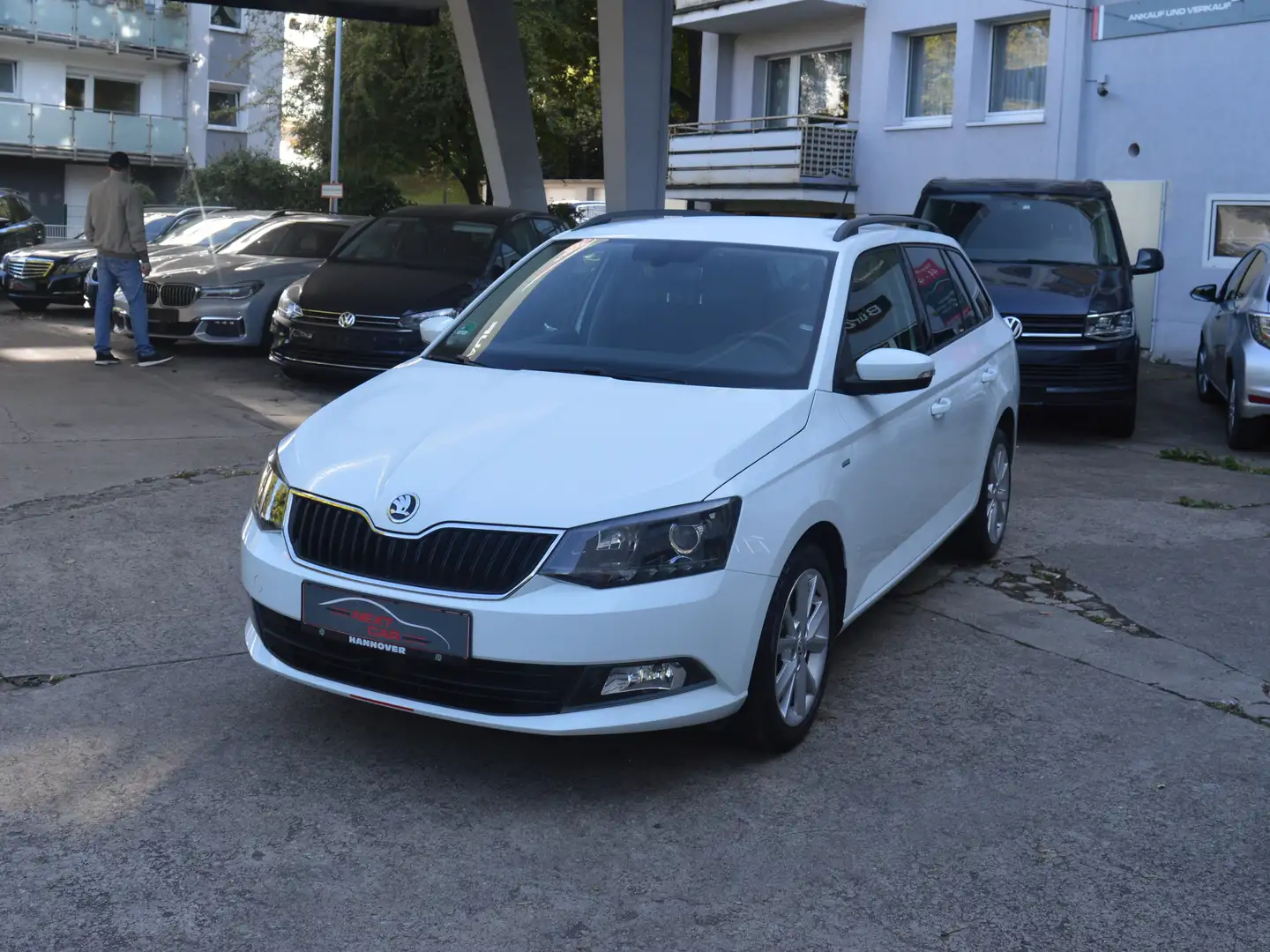 Skoda Fabia Fabia III Combi1.0 TSI Clever*PDC*Sitzheizung* Blanc - 1