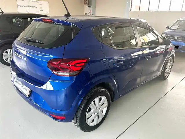 Dacia Sandero view 6