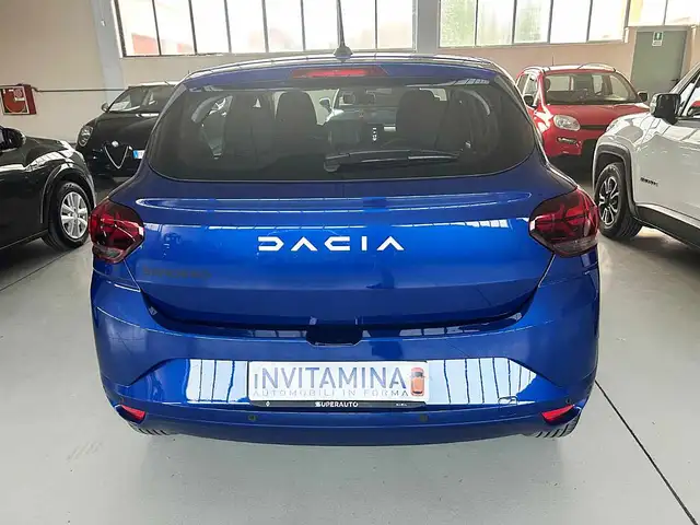 Dacia Sandero view 5