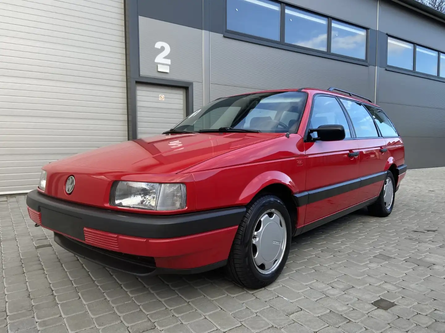 Volkswagen Passat Variant 1.8 B3 Roşu - 1