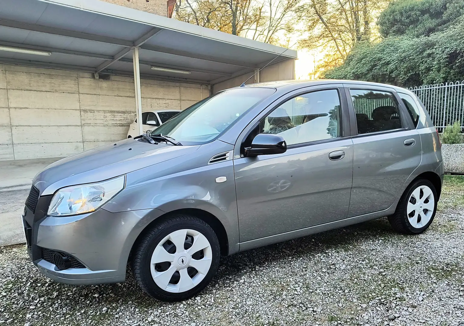Chevrolet Aveo 5p 1.2 LS Benzina **solo 73000km** Grijs - 2