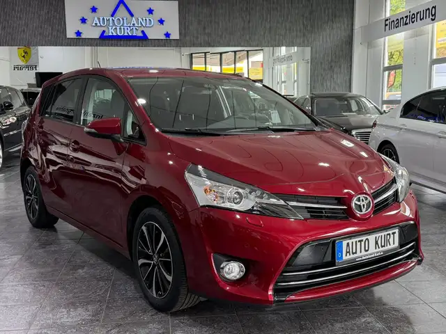 Toyota Verso 1,8 l *Edition-S+*Xenon*RFK*Shz*Tempo*1.Hd