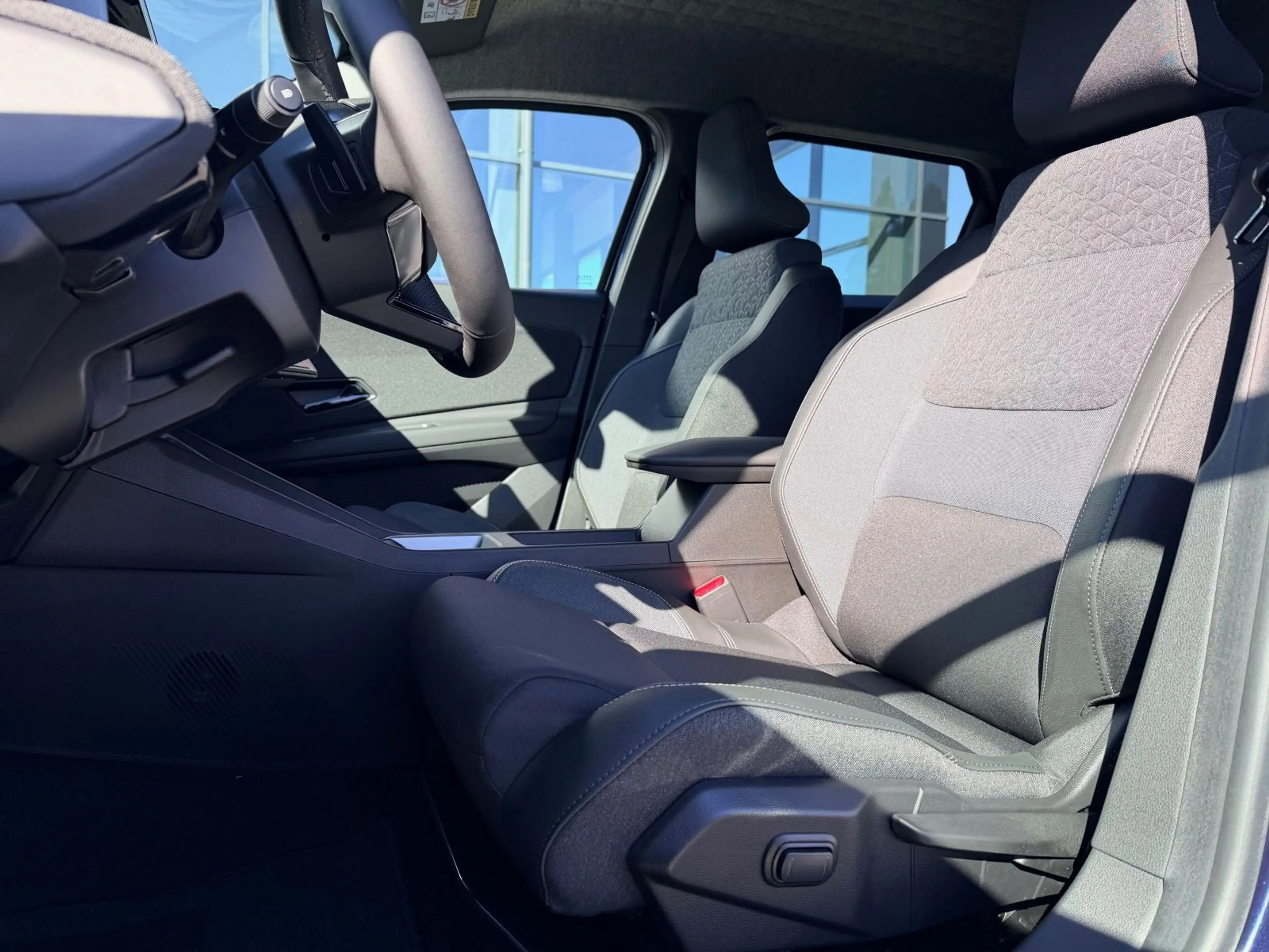 Nissan Micra Advance 40 kWh WINTER ICONIC — photo 9