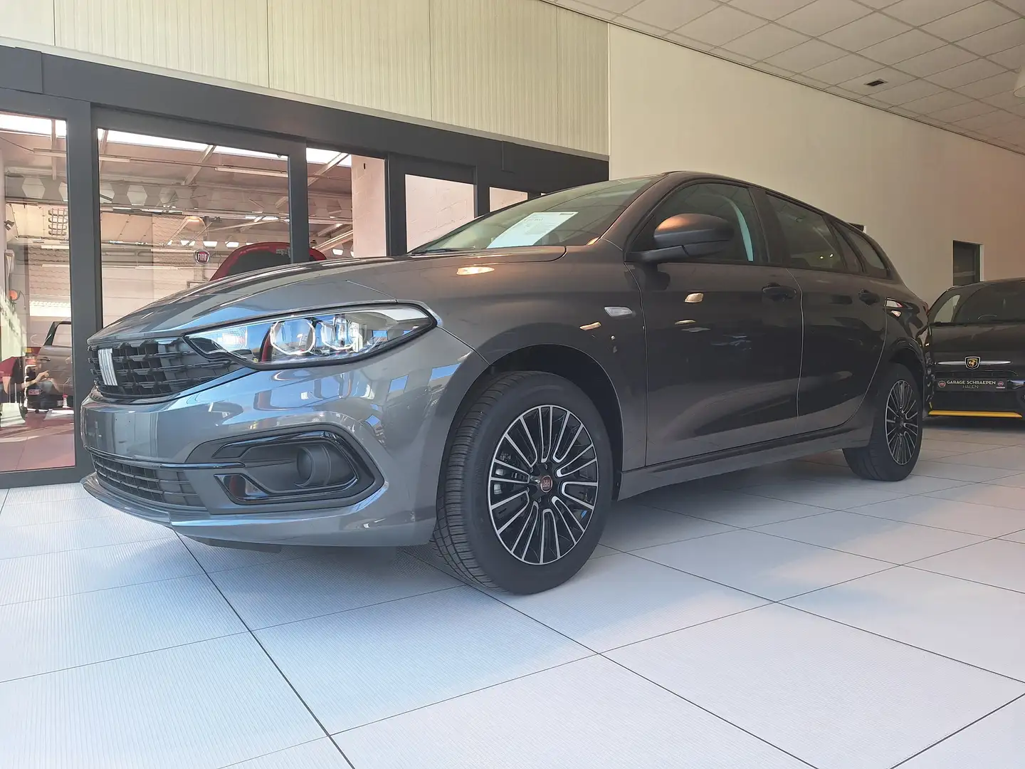 Fiat Tipo SW 1.5 Hybrid T DCT Gris - 1