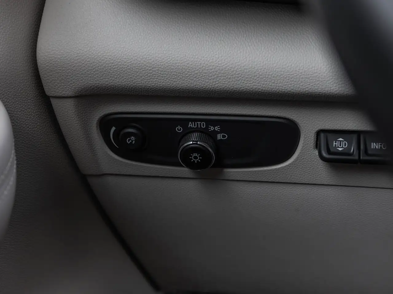 Buick Envision снимка Buick Envision