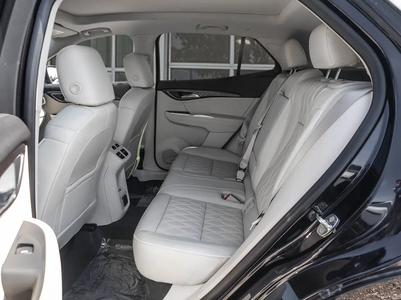 Buick Envision снимка Buick Envision