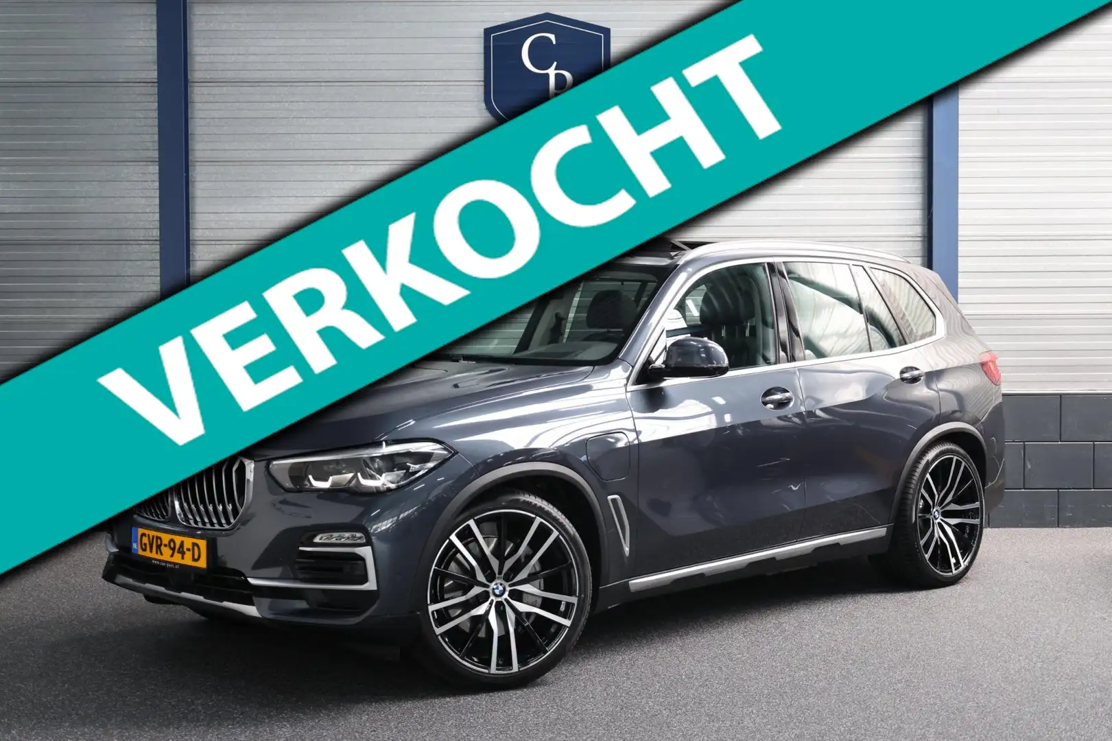 BMW X5 XDrive45e M-Sport LED/VIRTUAL/SFEER/LUCHT/PANO/LEE Grau - 1