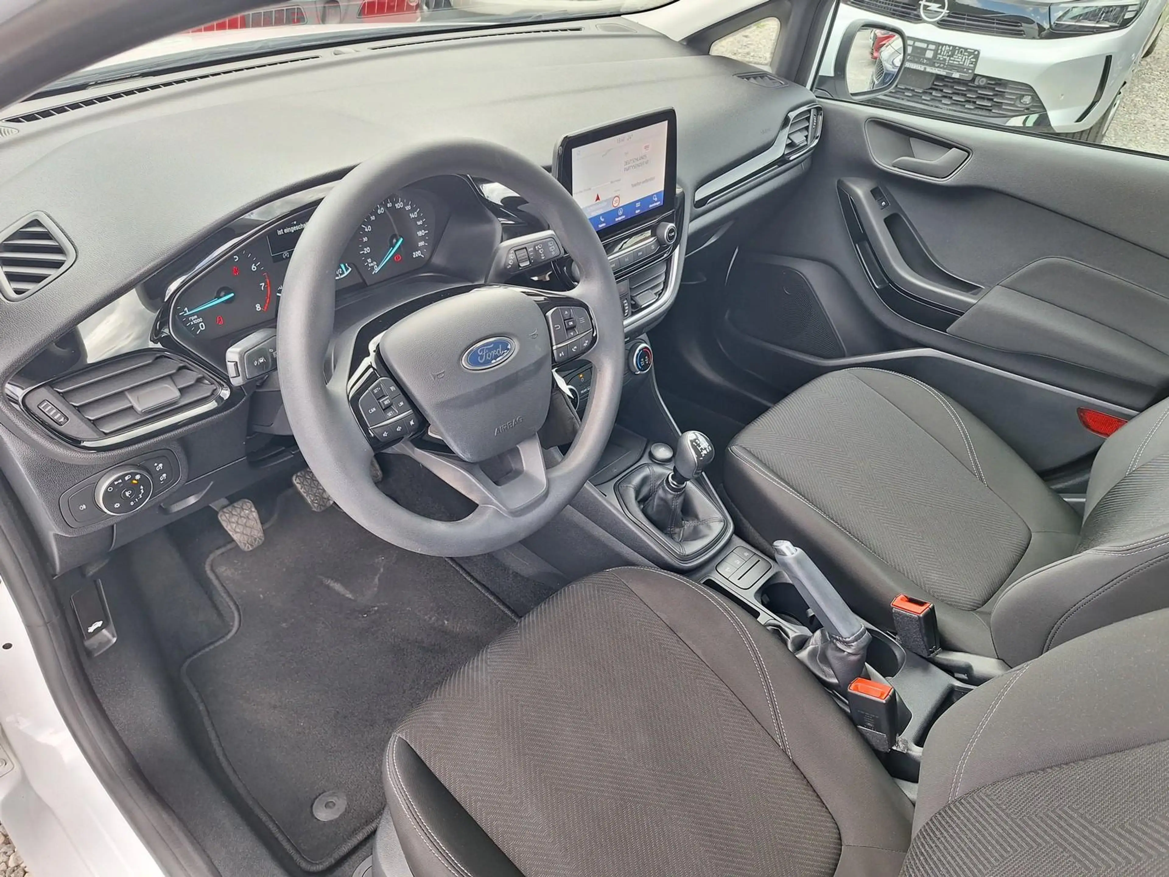 Ford Fiesta Cool & Connect 1.0 EcoB. Klima Navi DAB PPS Hi — photo 10