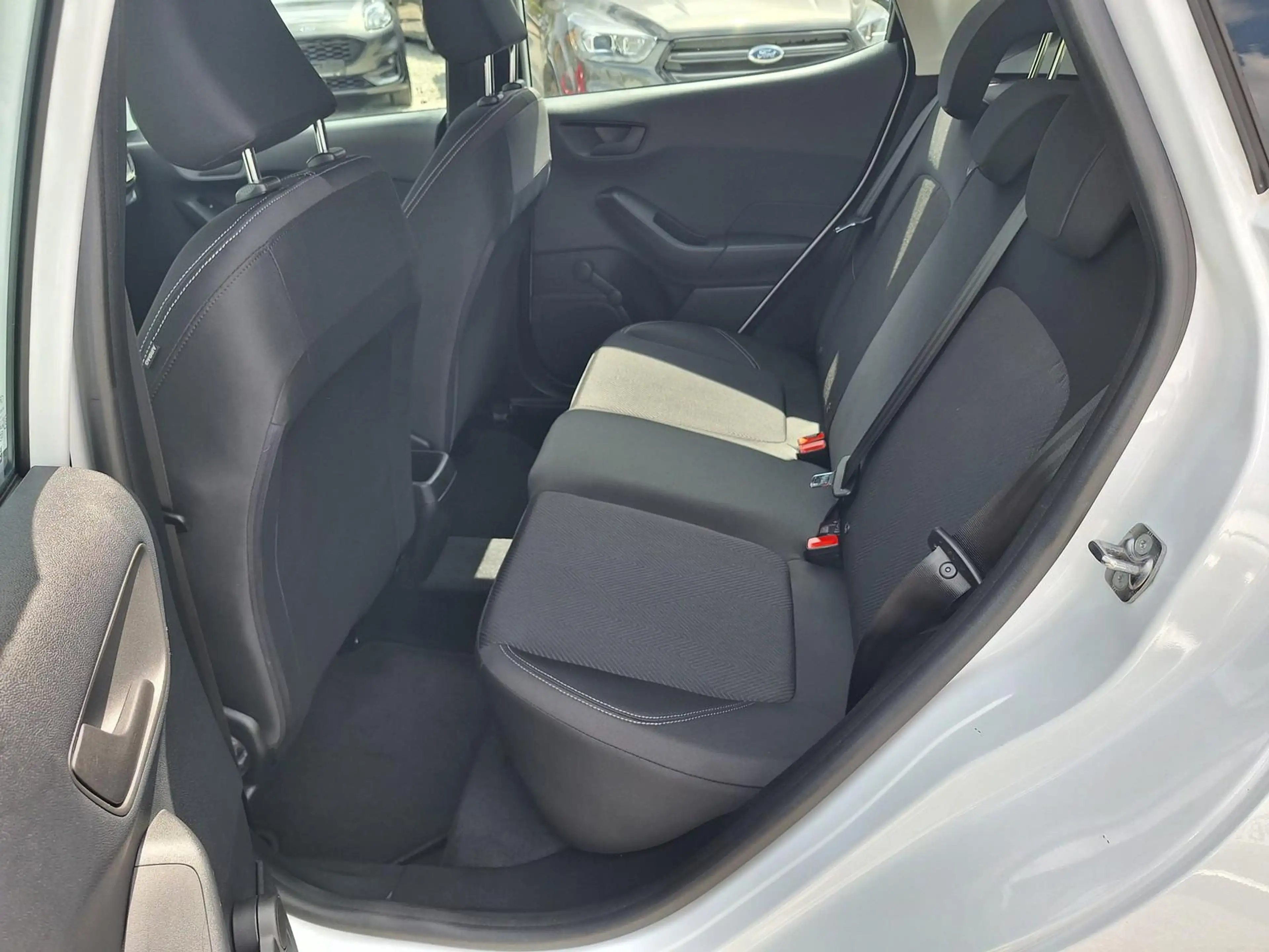 Ford Fiesta Cool & Connect 1.0 EcoB. Klima Navi DAB PPS Hi — photo 12