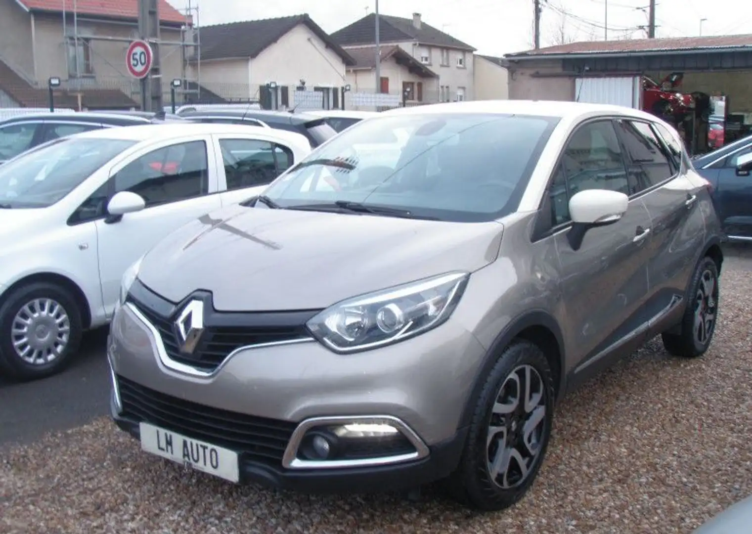 Renault Captur 1.2 TCE 120 INTENS EDC - 1