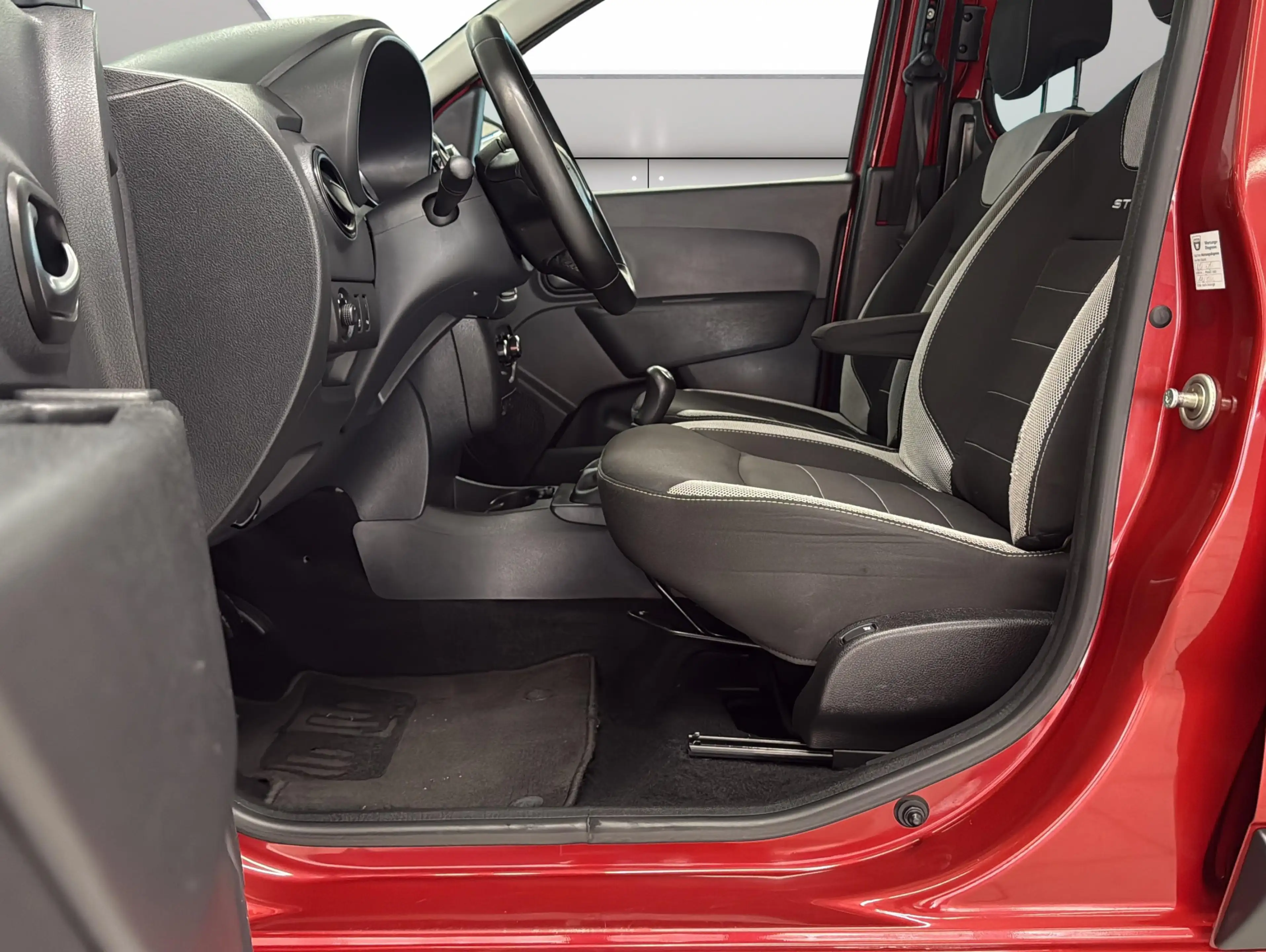 Dacia Dokker 1.6 SCe Stepway|Klima|Navi|SHZ|Kamera|PDC — photo 10