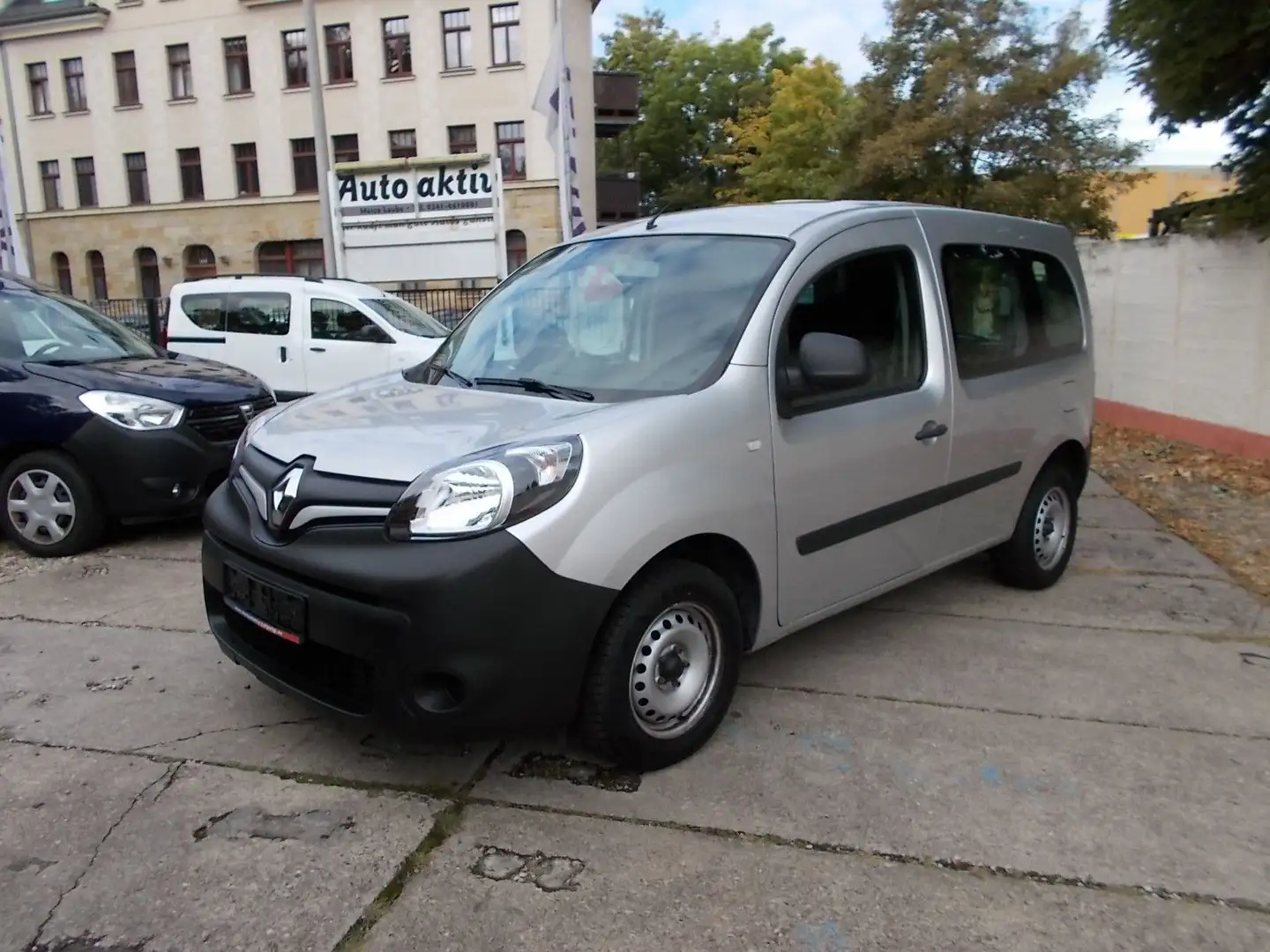 Renault Kangoo dCi Rapid Extra*KLIMA*NAVI*PDC*MwSt* Silber - 1