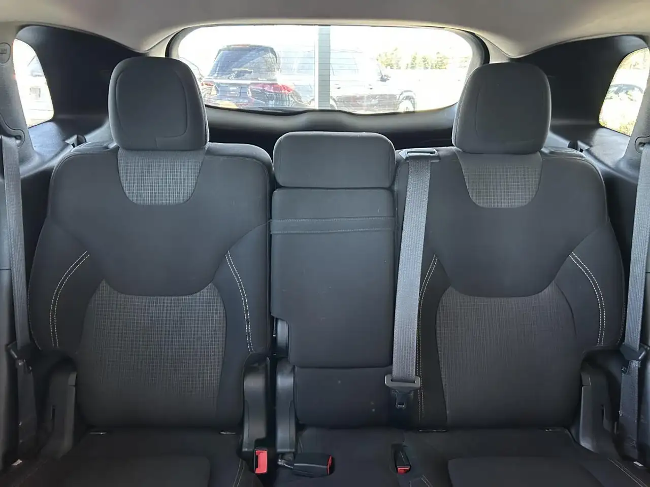 Jeep Cherokee снимка Jeep Cherokee