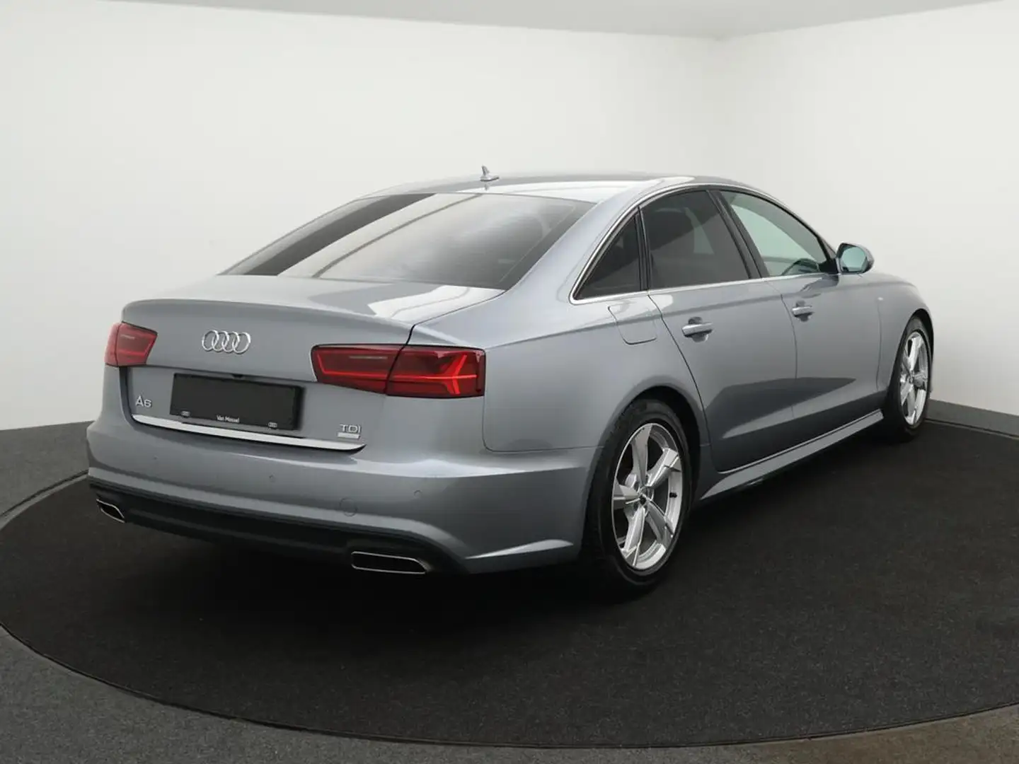 Audi A6 S-line exterior / interior - 2.0TDi - 150PK *LEDER*NAVI*SPORTSEATS*ZETELVERWARMING*BLTH*CRUISE* Zilver - 2