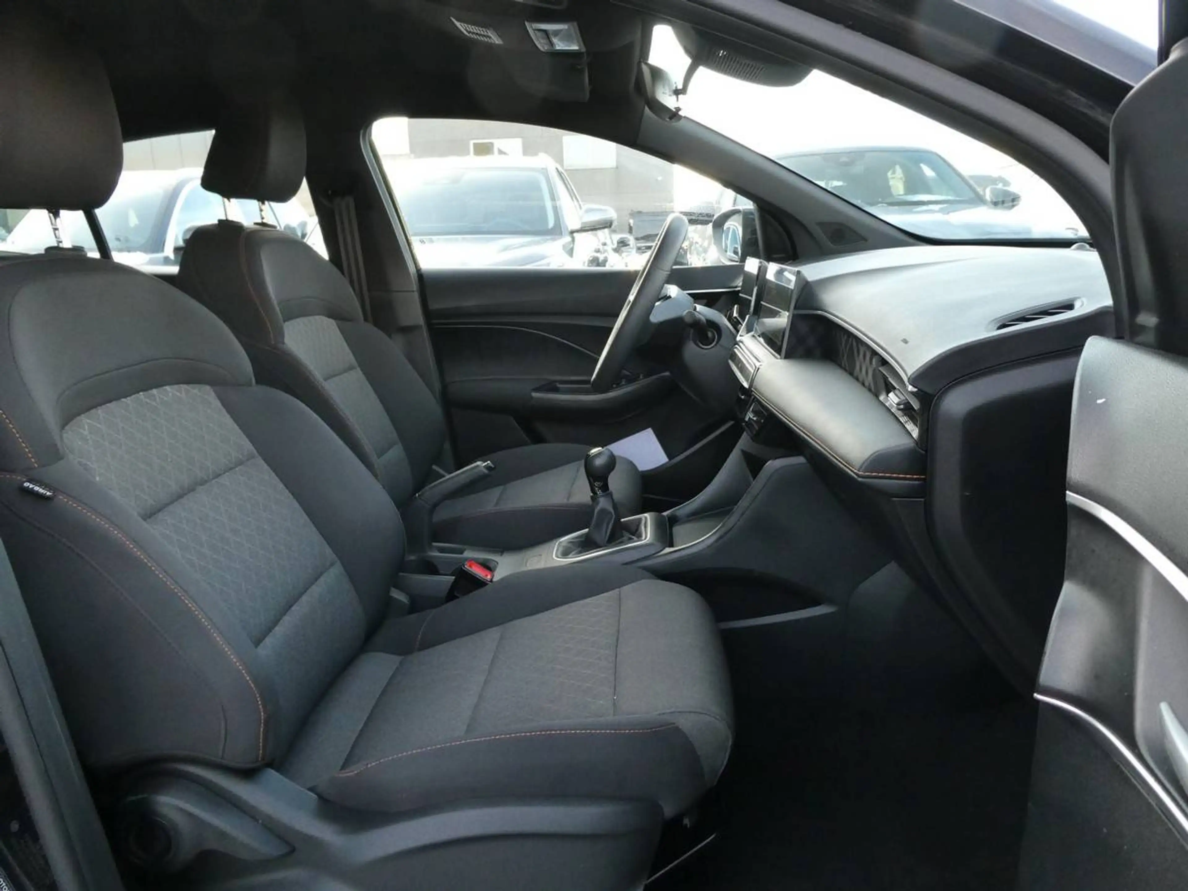 MG MG3 1.5 i 115pk Comfort Luxe Camera '25 17000km (11571) — photo 8