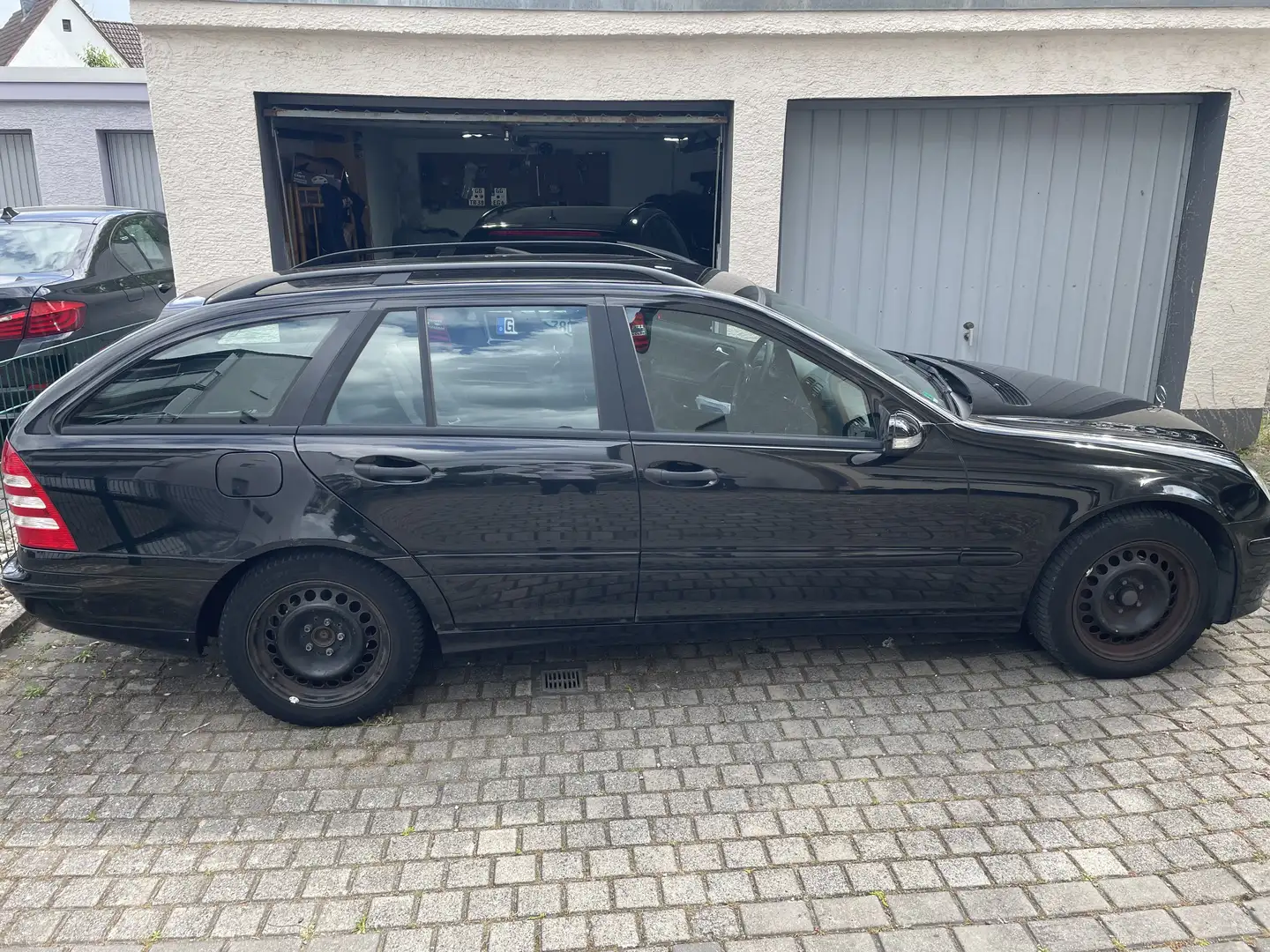 Mercedes-Benz C 220 T CDI Classic DPF Schwarz - 2