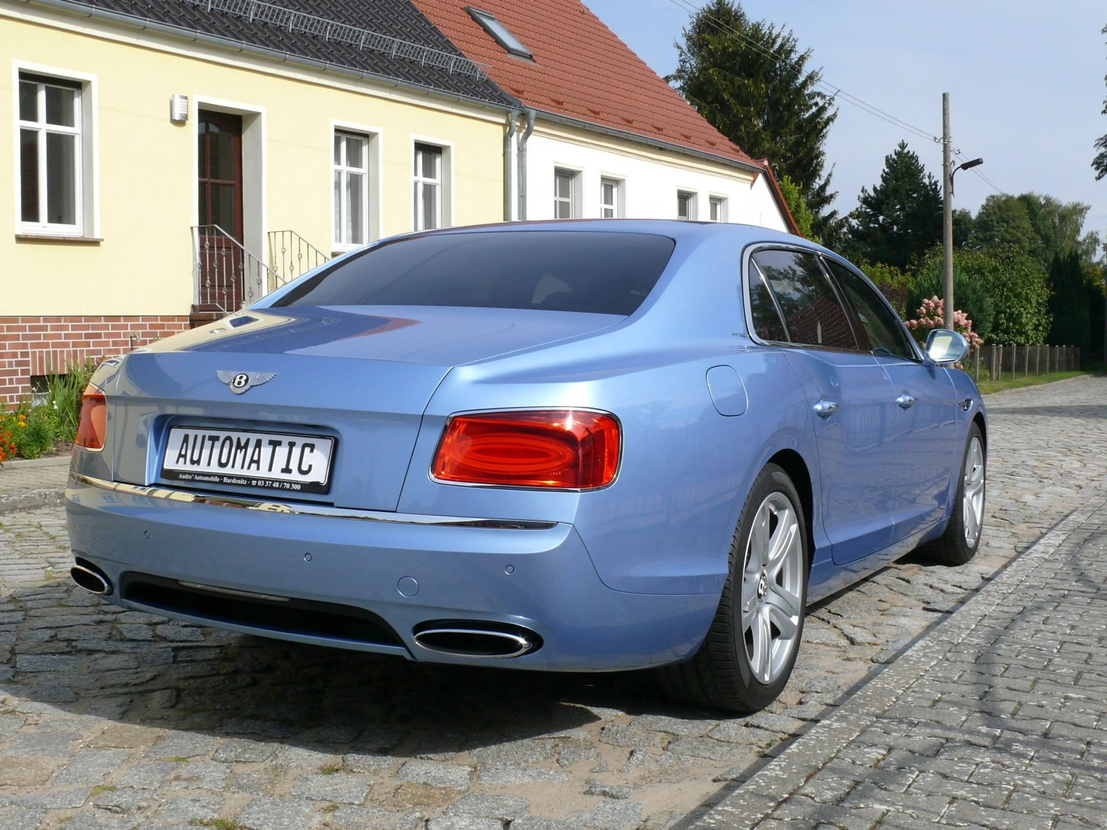 Bentley Flying Spur Top 1 Vorbesitzer 625 PS Scheckheft unfallfrei — photo 11