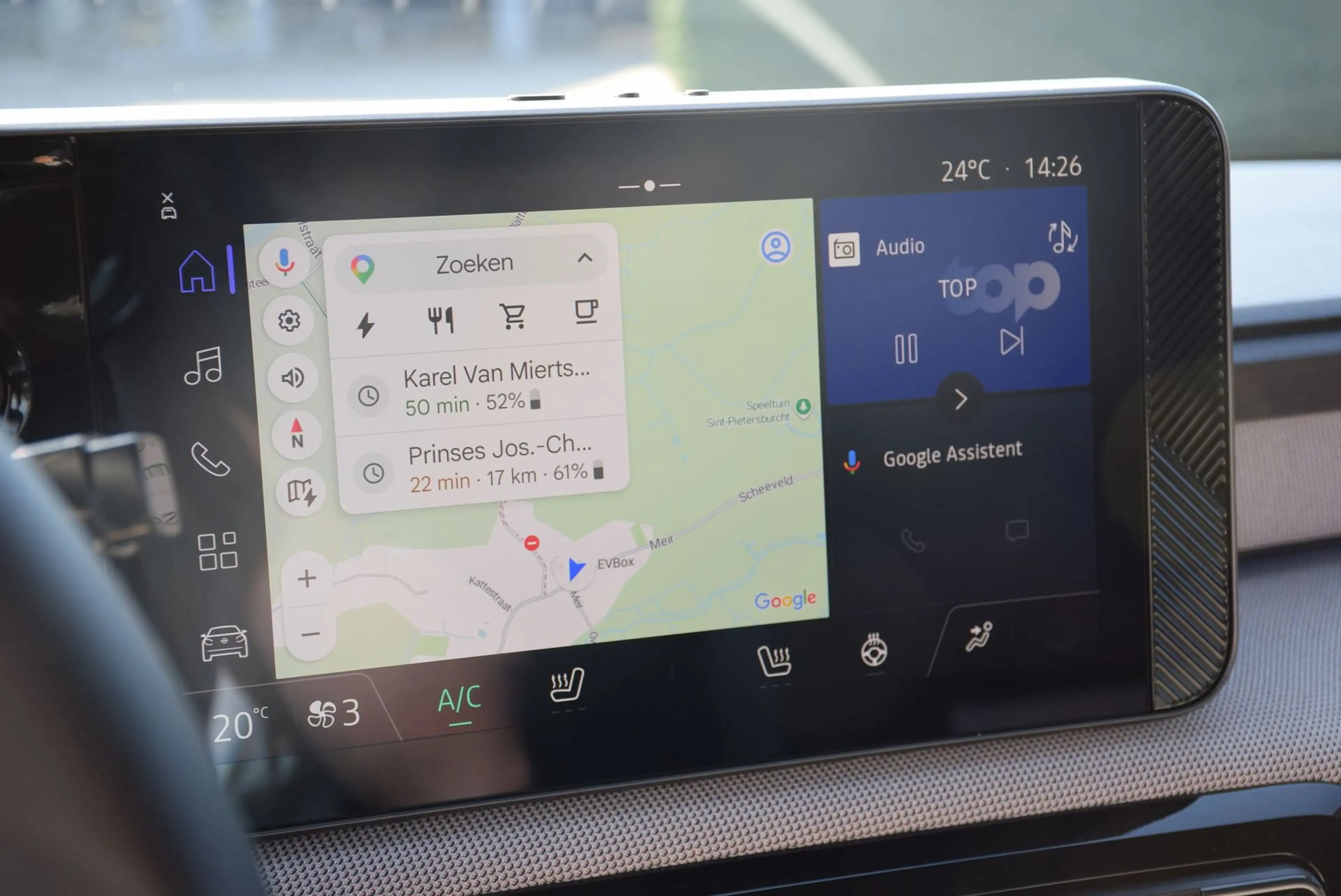 Nissan Micra 52 kWh Evolve — photo 14