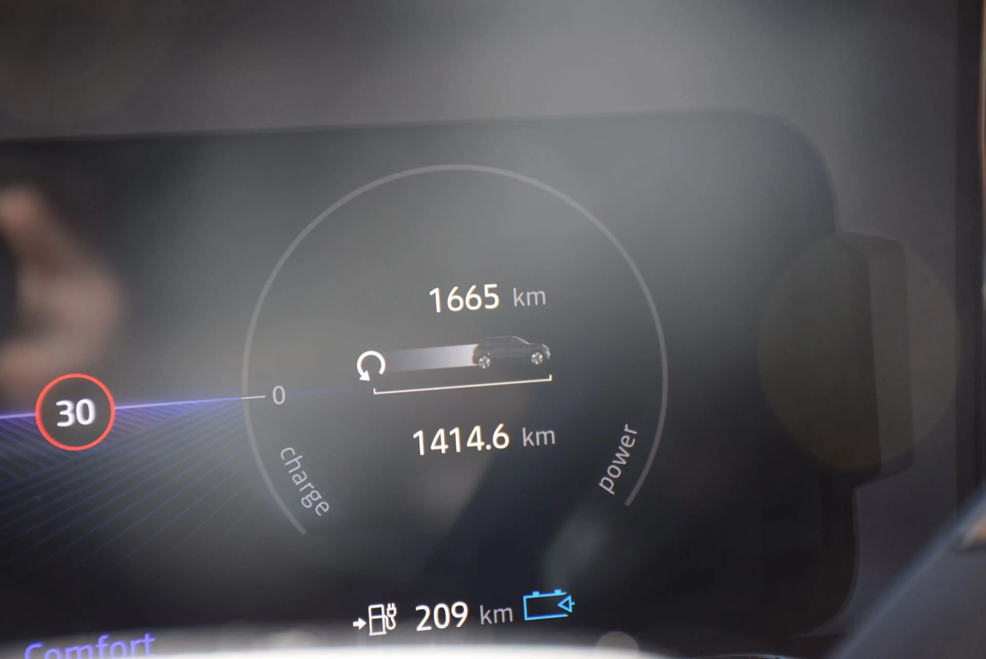 Nissan Micra 52 kWh Evolve — photo 13